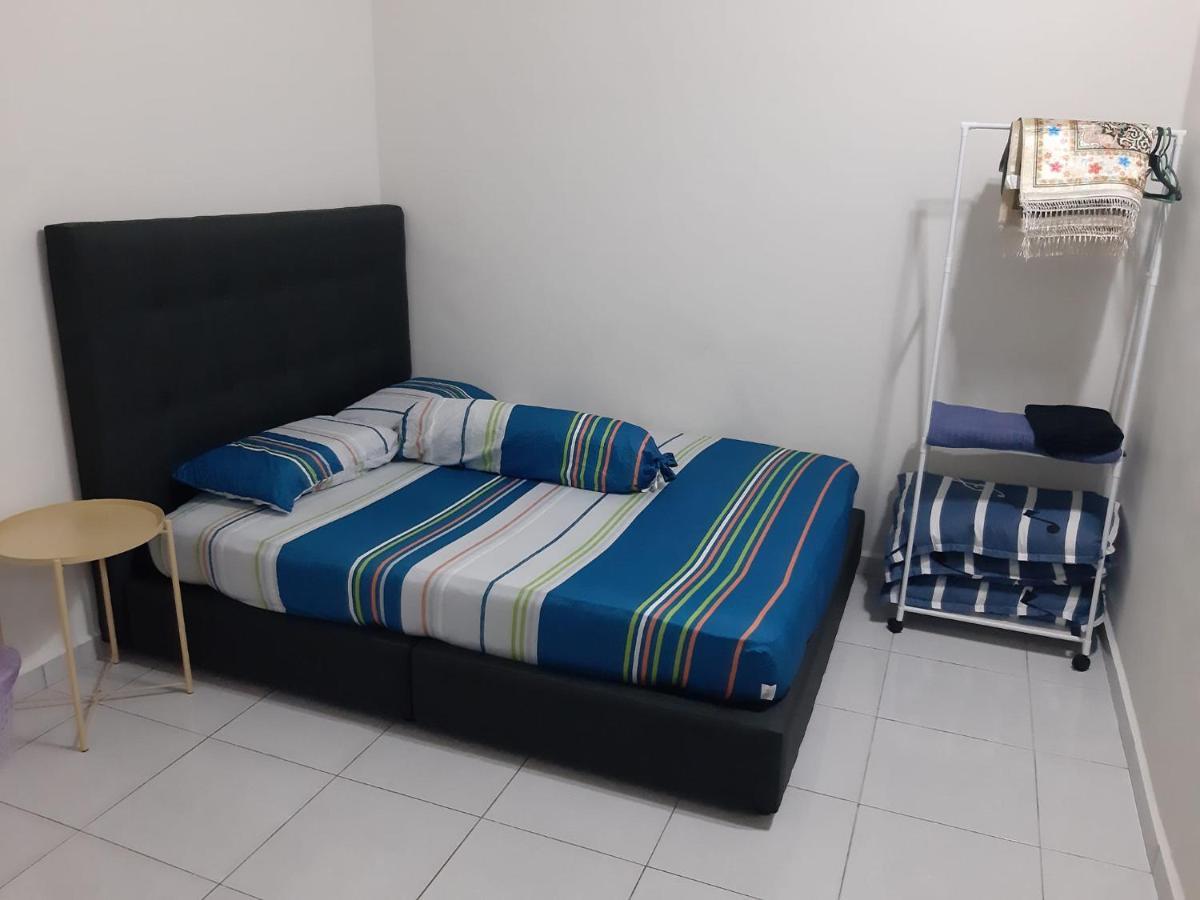 Rumah Armand Melaka 4Br Fully Aircond Exterior foto